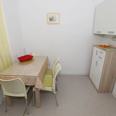 Apartment Seaside With Balcony And Sea View Baska (Krk)